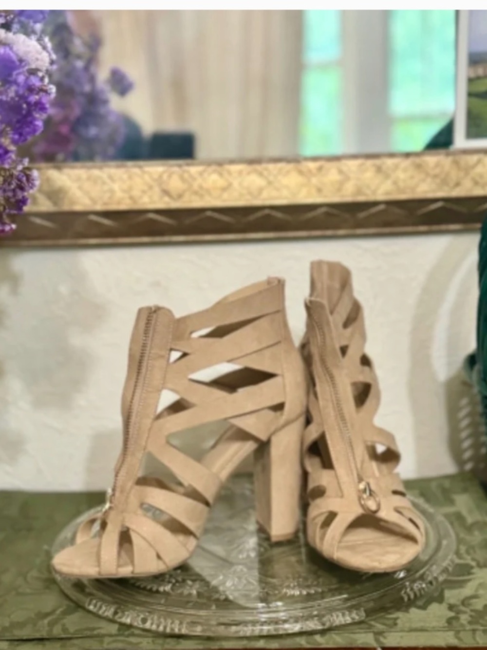 NIB Charlotte Russe heels